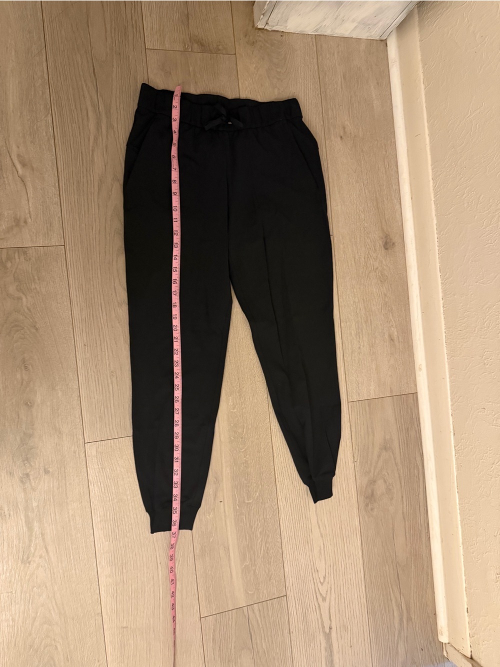 lululemon athletica Black Drawstring Joggers - Picture 13 of 14